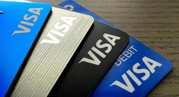 Chạy quảng cáo Facebook nên dùng thẻ visa nào tốt nhất?