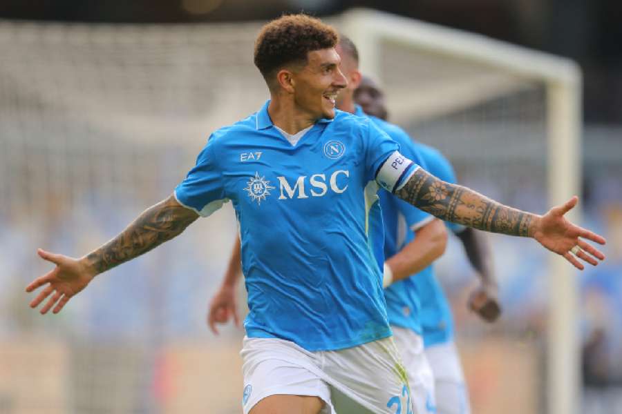 Giovanni Di Lorenzo dẫn dắt Napoli với tư cách đội trưởng mẫu mực – Sự Lãnh Đạo Trên Chấm Đến và Tấm Gương Sáng Trong Ngành Bóng Đá