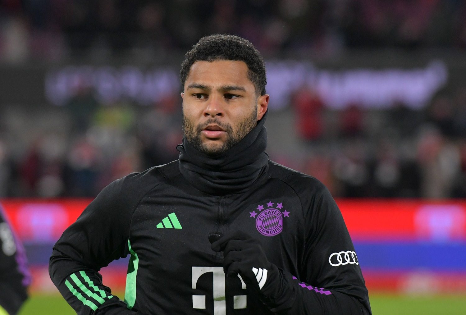 Serge Gnabry – Đòn Chí Mạng Từ Cánh Phải Trong Làng Bóng Đá