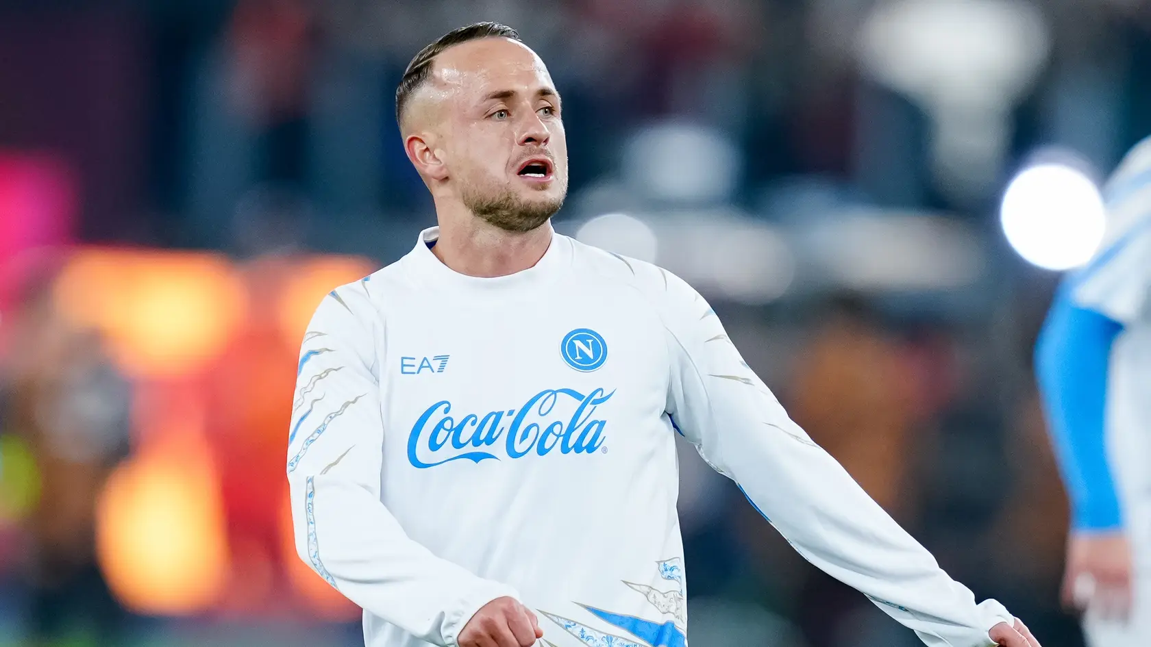 Stanislav Lobotka giữ vai trò nhạc trưởng nơi tuyến giữa Napoli – Sức mạnh kiểm soát và ảnh hưởng chiến thuật